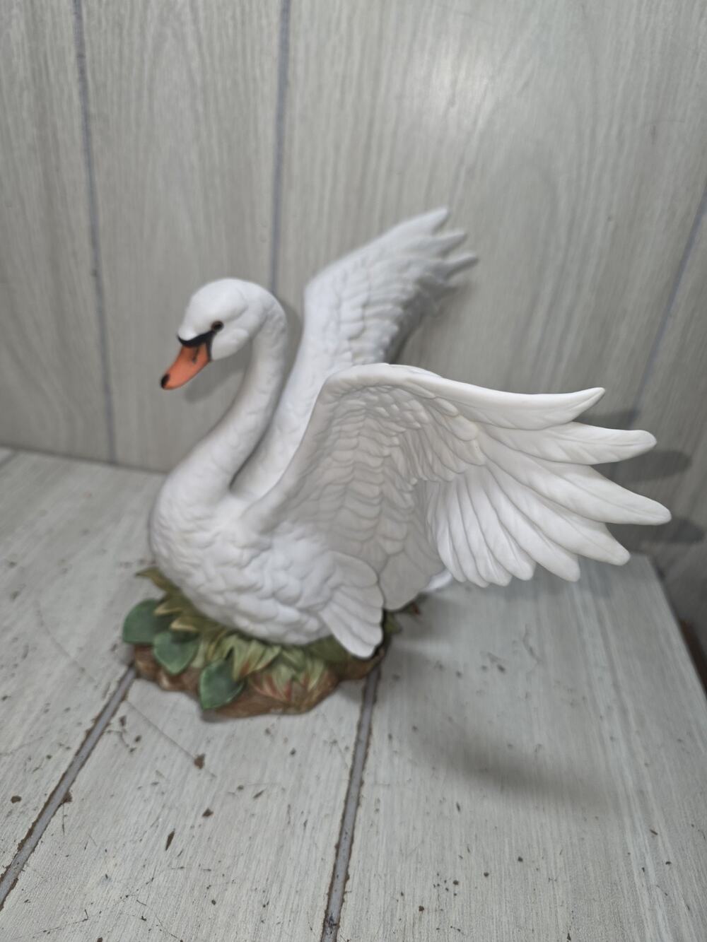 Vintage 1987 Swan Figurine Homco Masterpiece Collection Cottagecore Heritage